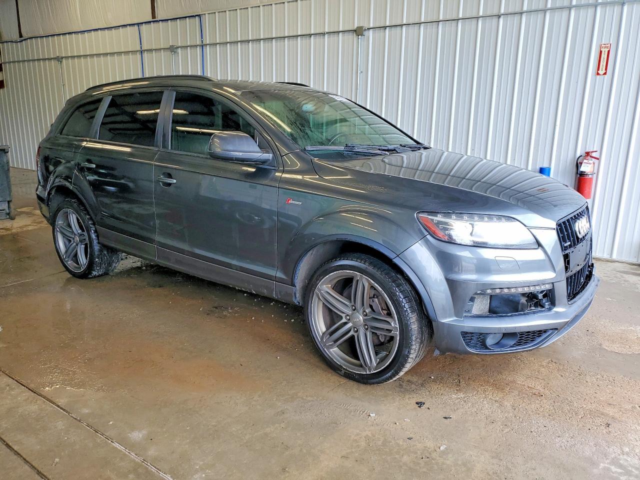 WA1DGAFEXFD027403 · 2015 AUDI Q7 · 4/14