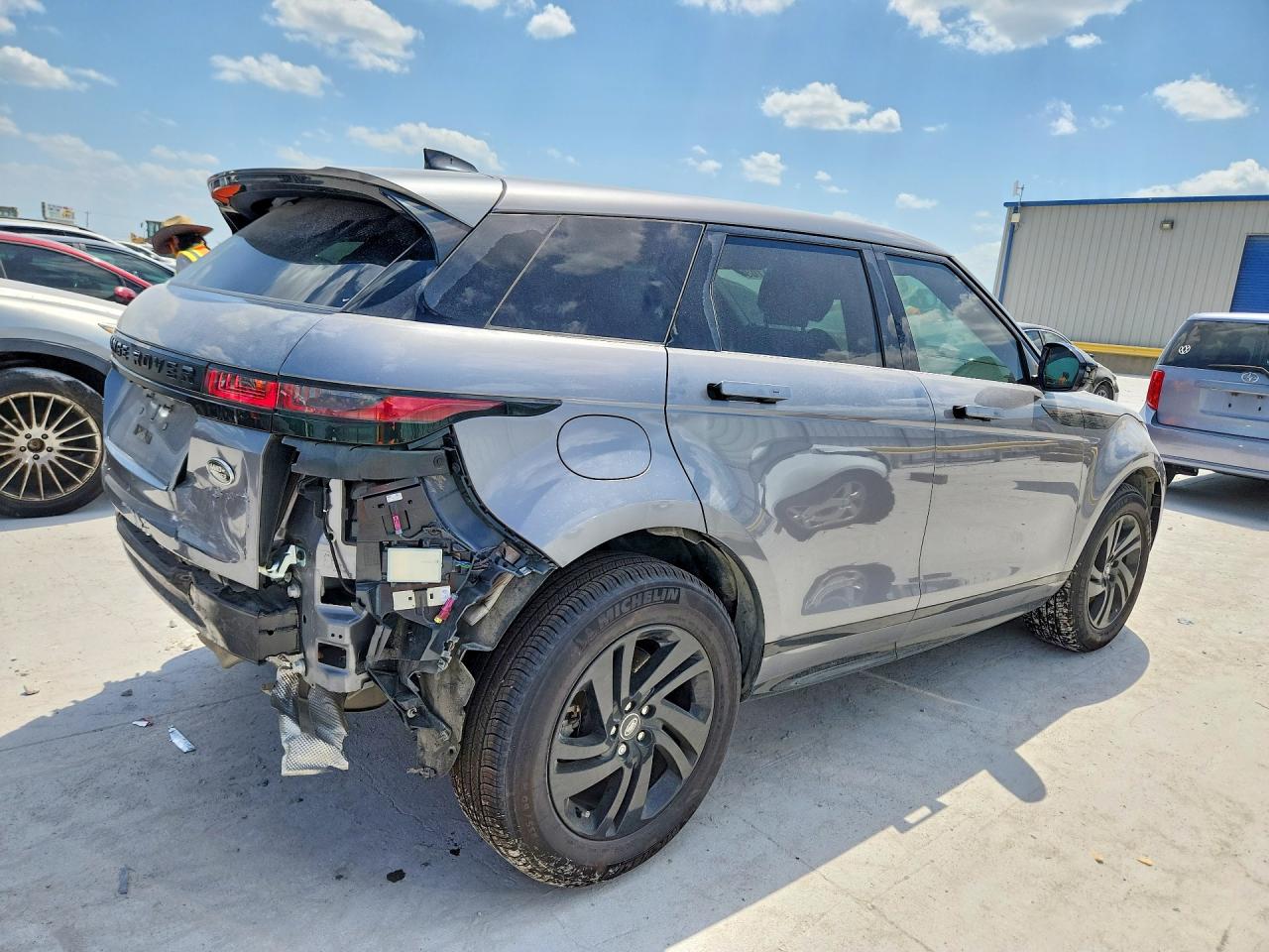 SALZT2FX9PH180789 · 2023 LAND ROVER RANGE ROVER EVOQUE · 3/14