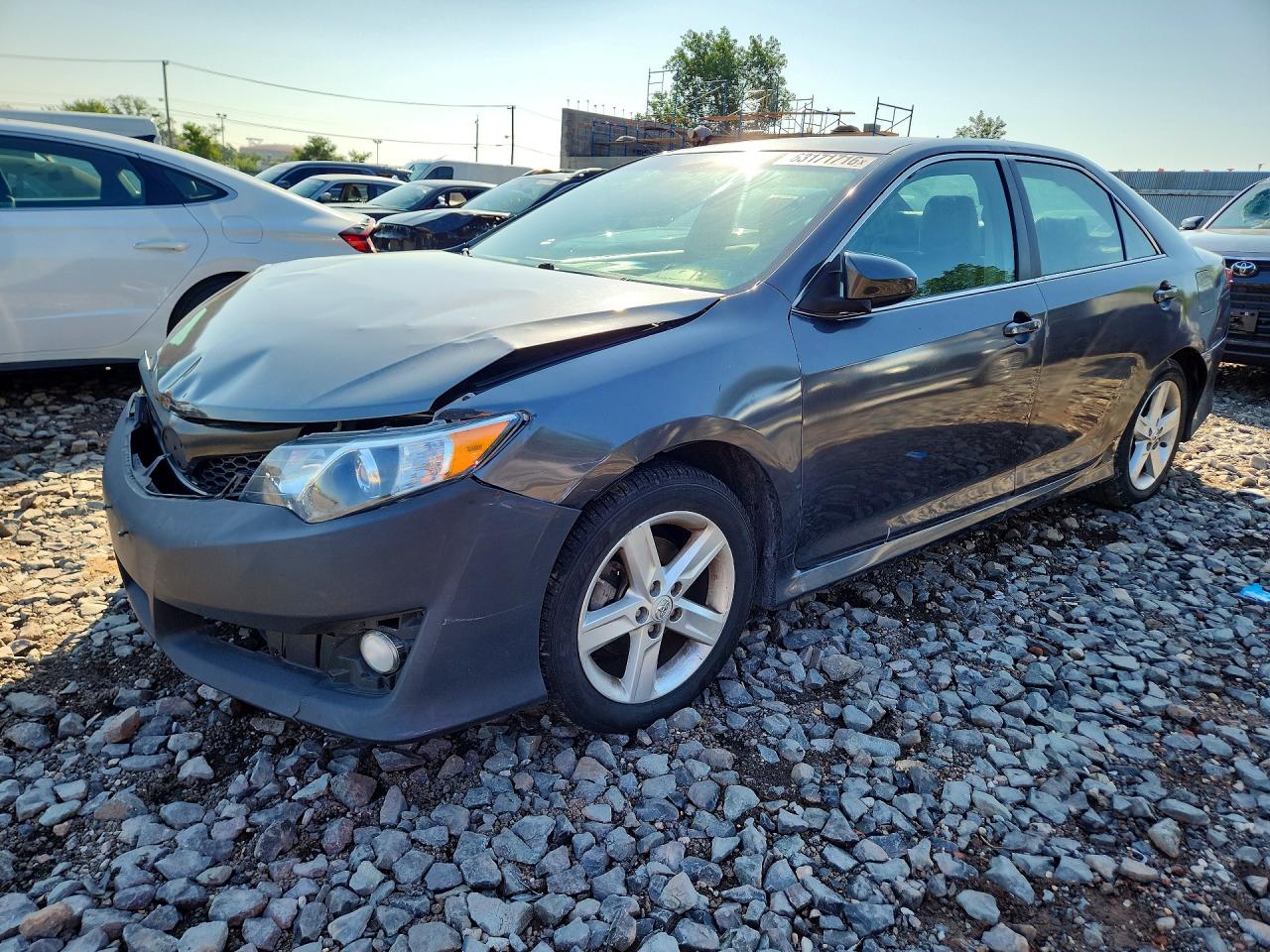 4T1BF1FK8DU276281 · 2013 TOYOTA CAMRY