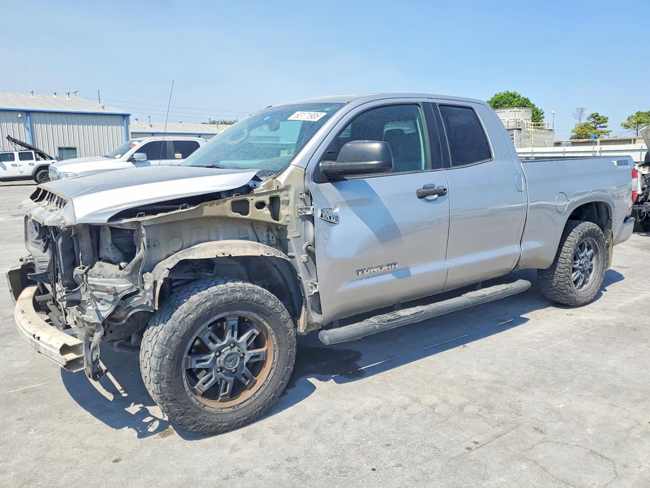 5TFUW5F10FX423657 · 2015 TOYOTA TUNDRA
