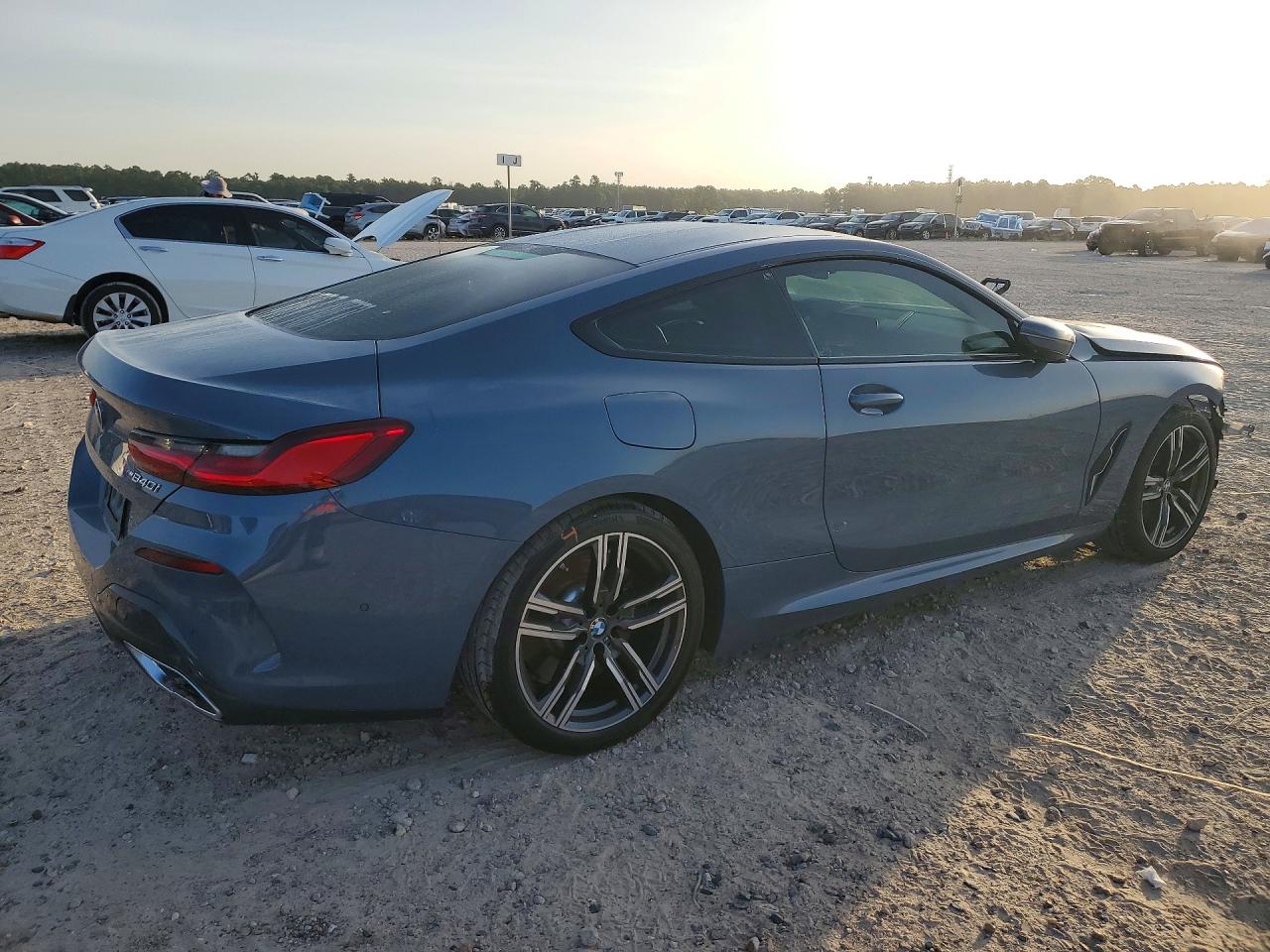 WBAAE2C00NCG86527 · 2022 BMW 840I · 3/14
