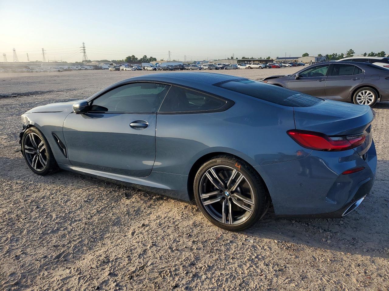 WBAAE2C00NCG86527 · 2022 BMW 840I · 2/14