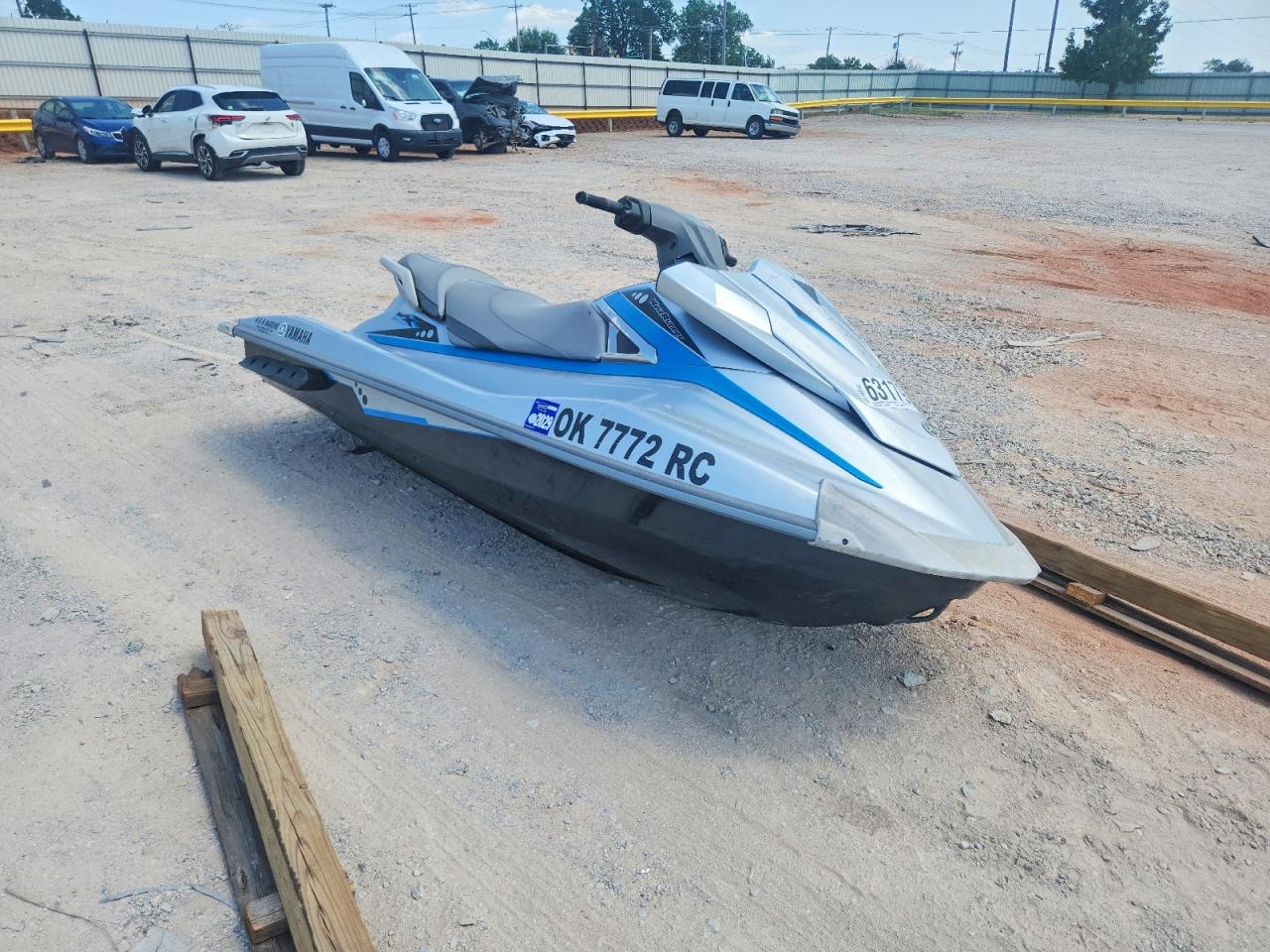 2015 YAM BOAT