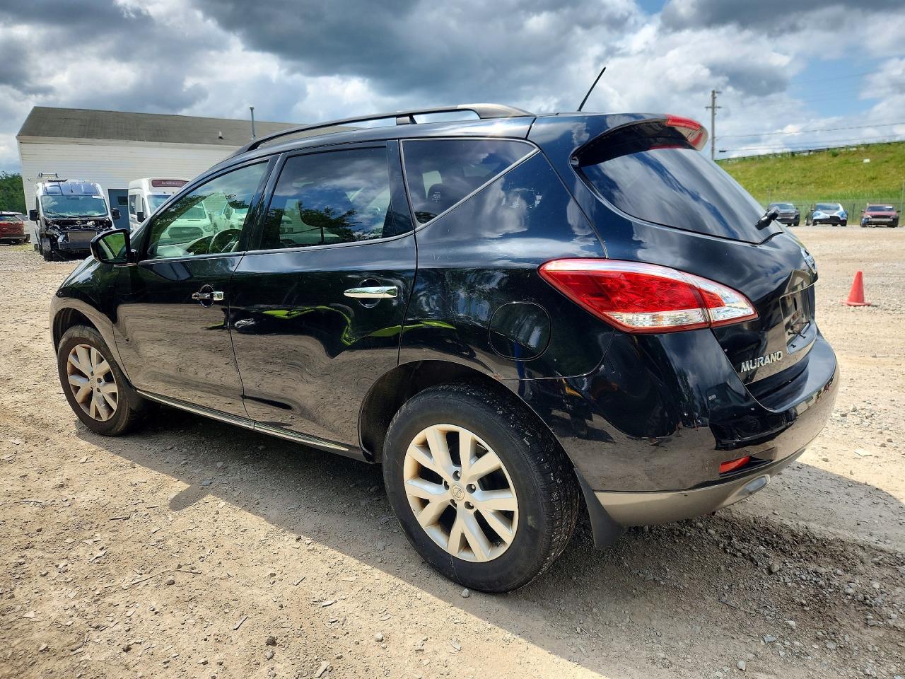 JN8AZ1MW9CW232195 · 2012 NISSAN MURANO · 2/13