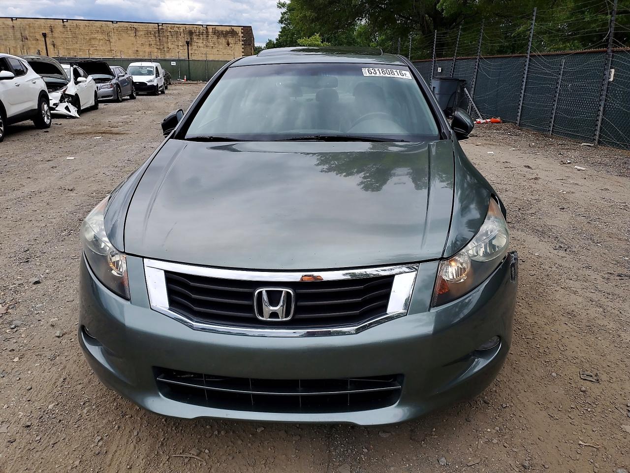 1HGCP3F88AA011011 · 2010 HONDA ACCORD · 5/12