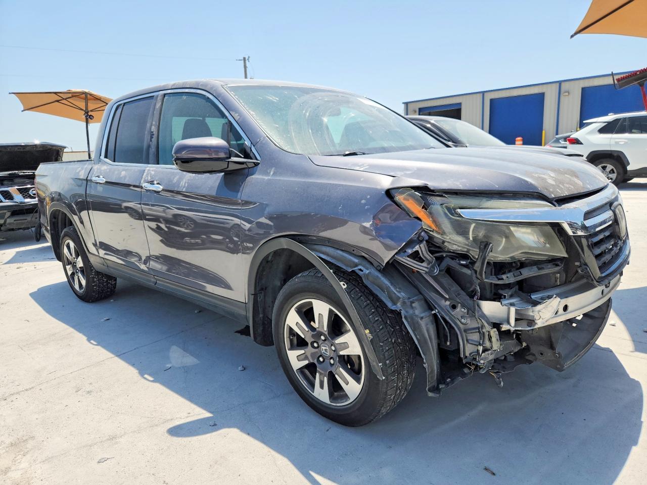 5FPYK3F79HB003275 · 2017 HONDA RIDGELINE · 4/13