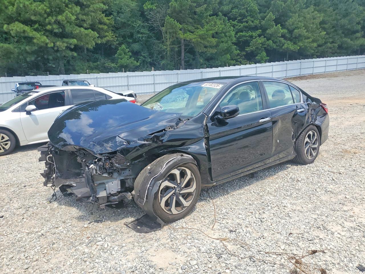 1HGCR2F87HA168673 · 2017 HONDA ACCORD