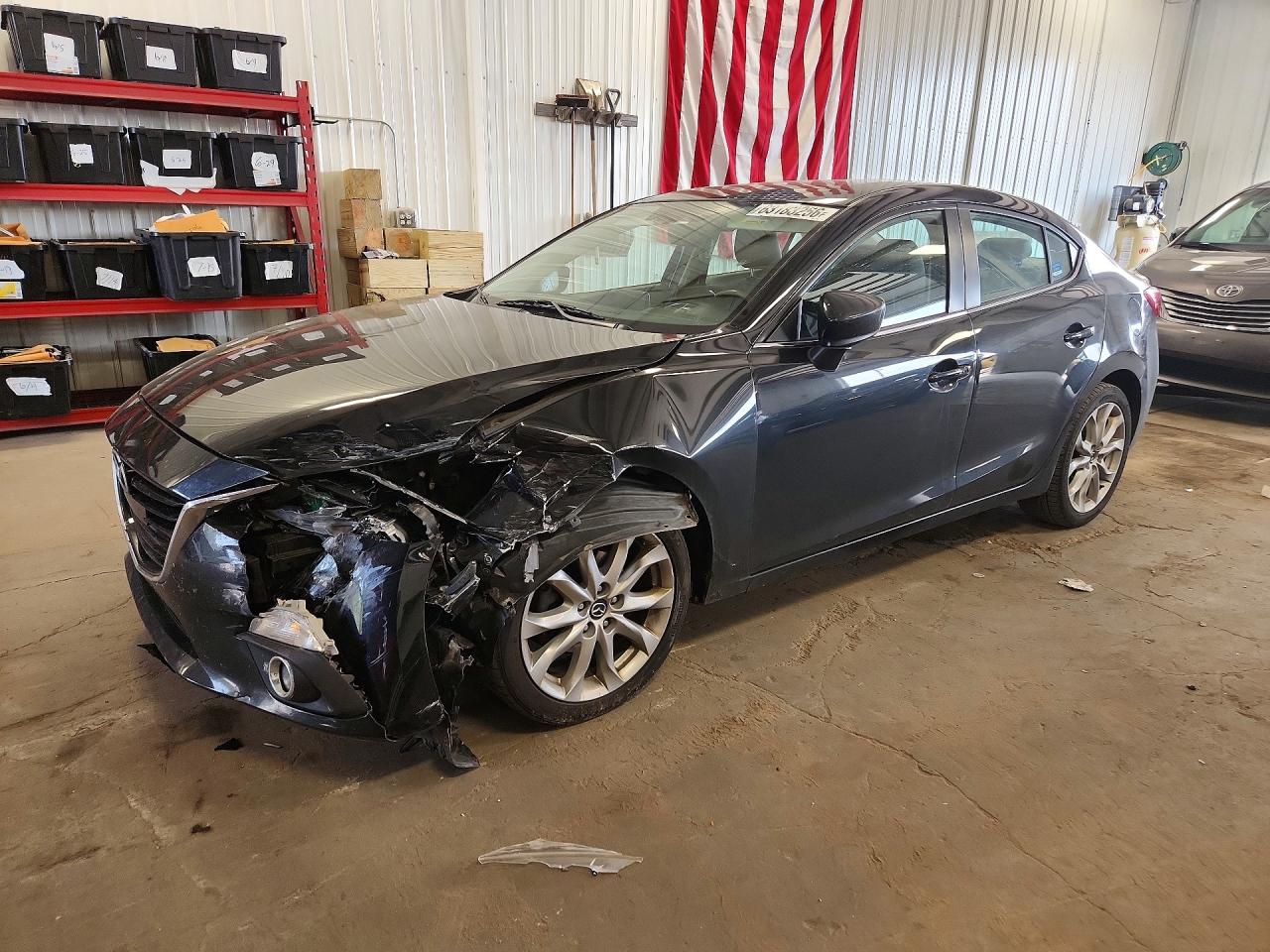JM1BM1W30F1237689 · 2015 MAZDA 3