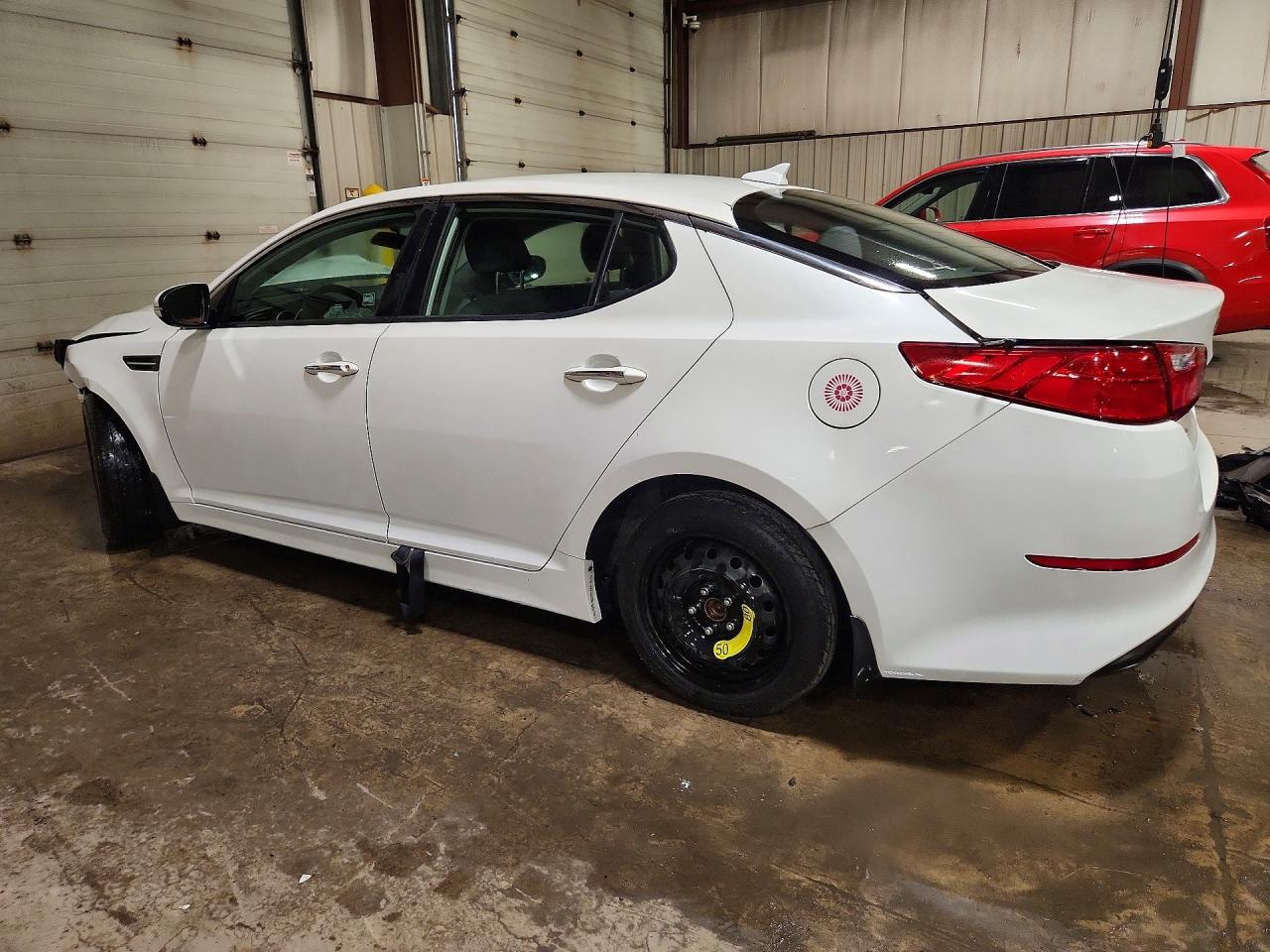 KNAGM4A70F5623231 · 2015 KIA OPTIMA · 2/13