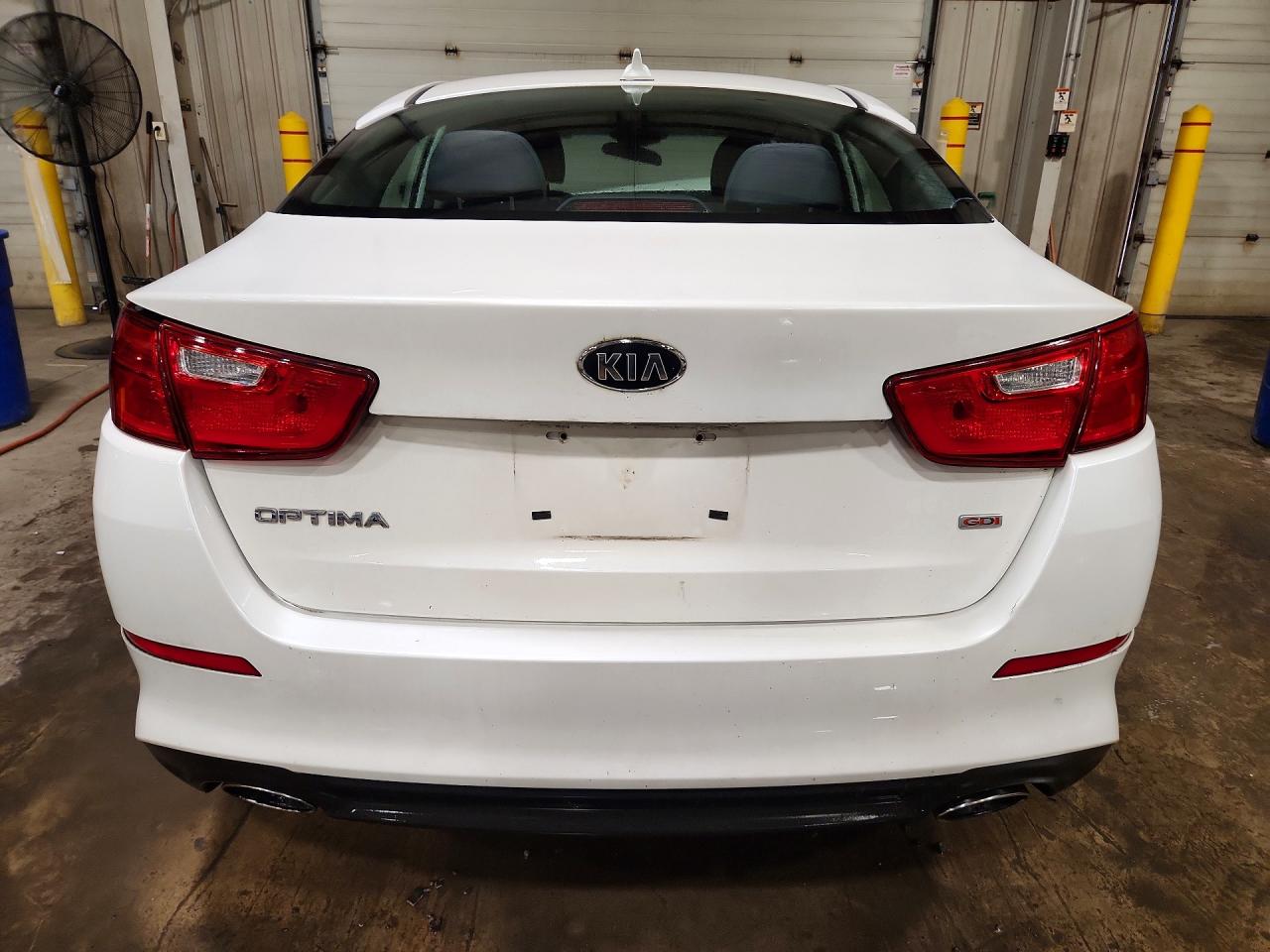KNAGM4A70F5623231 · 2015 KIA OPTIMA · 6/13