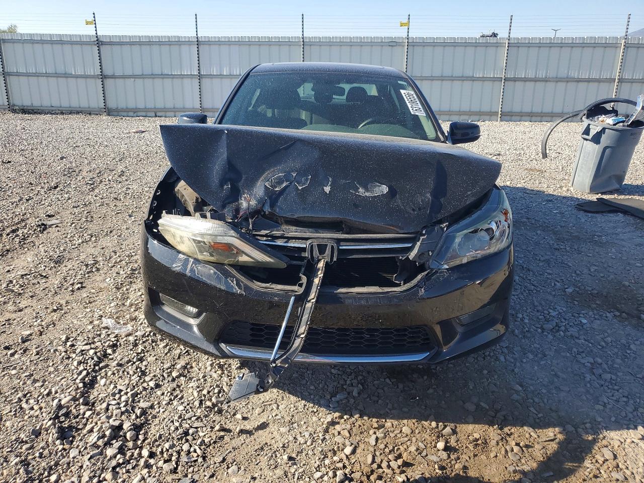 1HGCR2F77FA220064 · 2015 HONDA ACCORD · 5/13