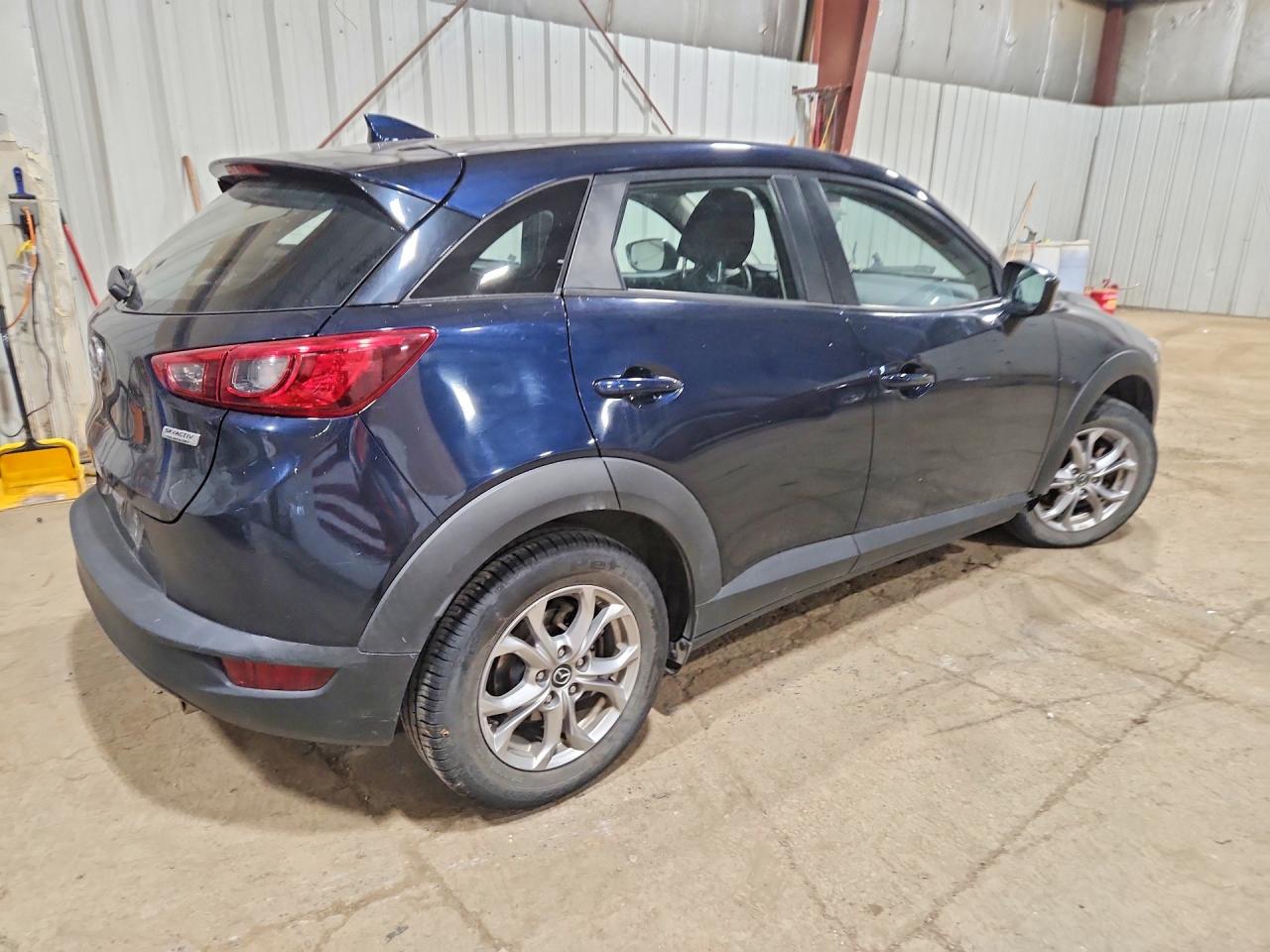 JM1DKFB72H0163477 · 2017 MAZDA CX-3 · 3/13