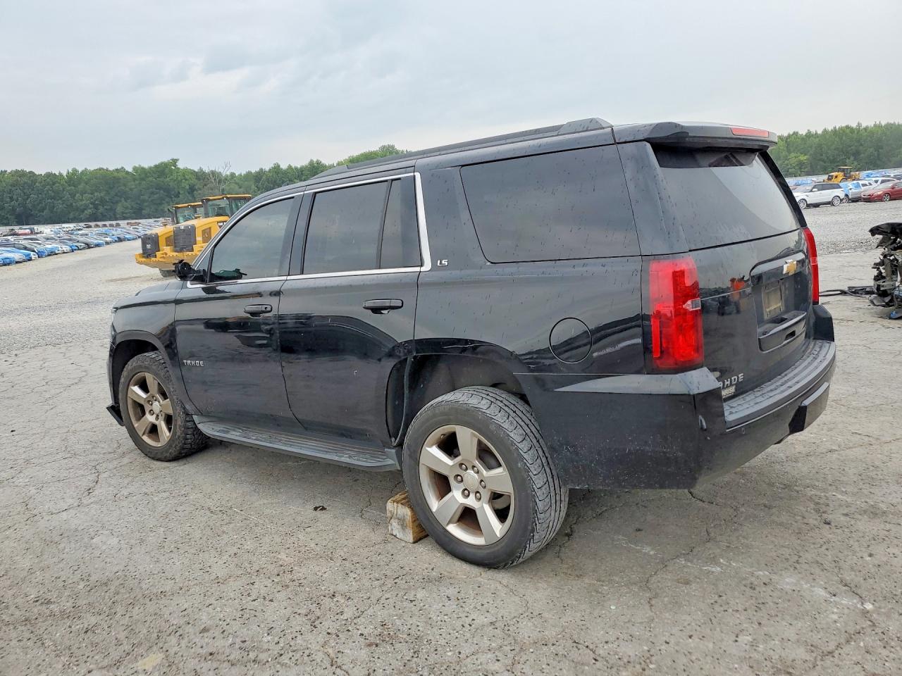 1GNSCAEC7GR426371 · 2016 CHEVROLET TAHOE · 2/13