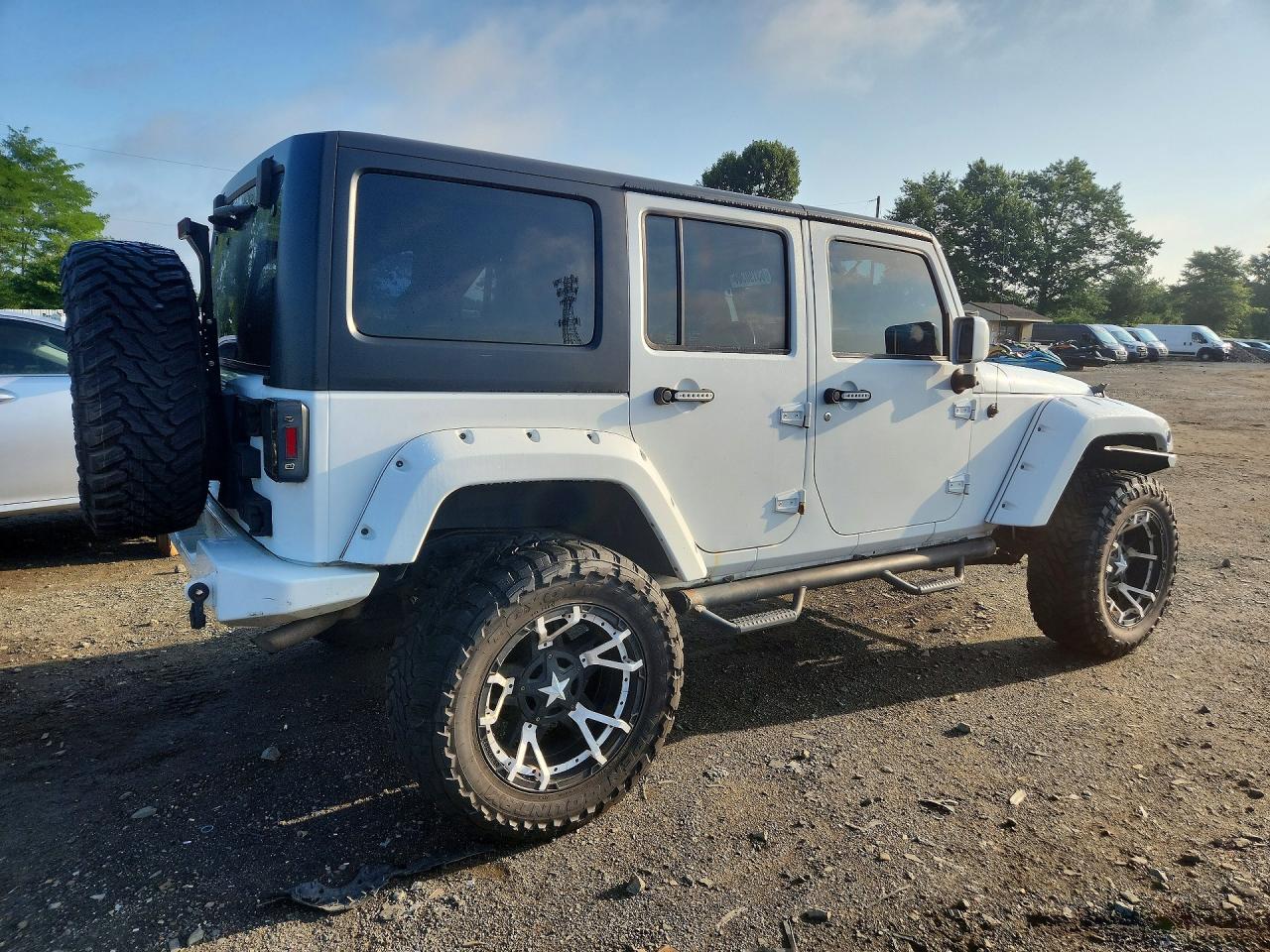 1C4BJWDG2GL309266 · 2016 JEEP WRANGLER UNLIMITED · 3/13