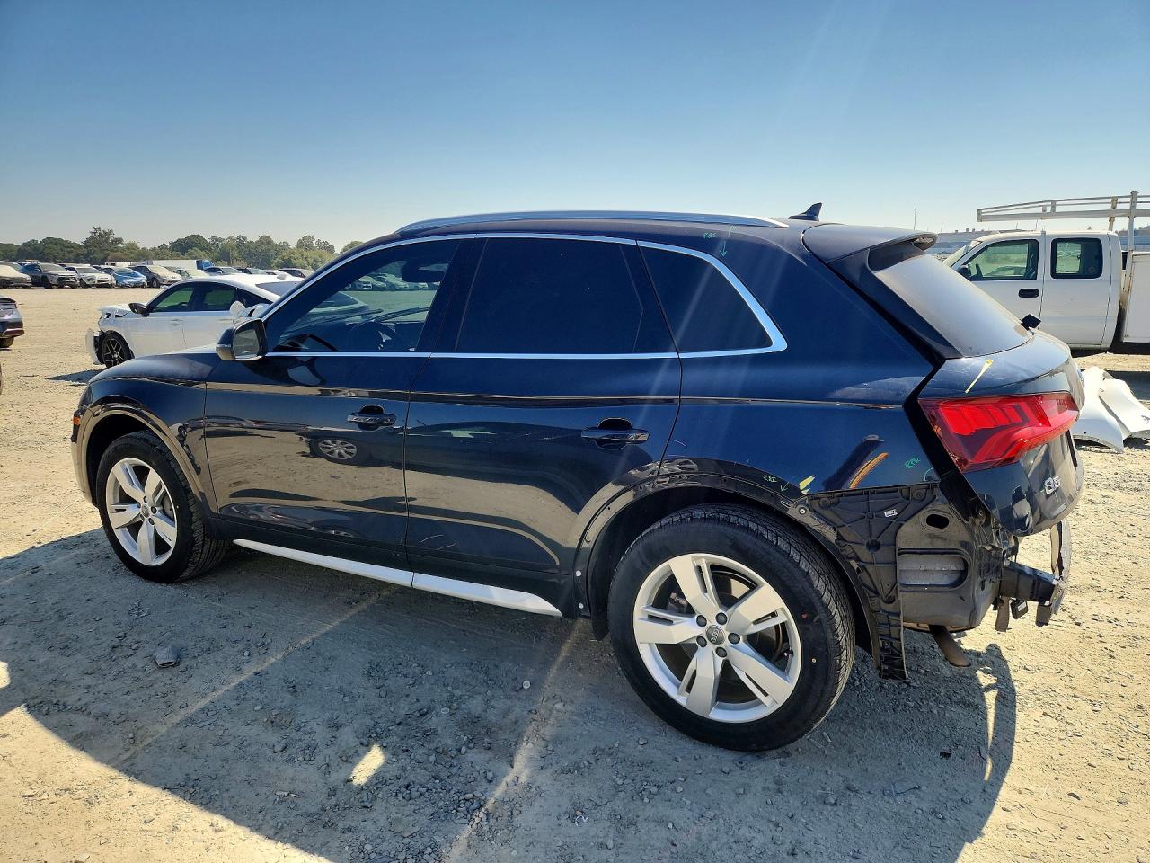 WA1BNAFYXJ2020804 · 2018 AUDI Q5 · 2/13