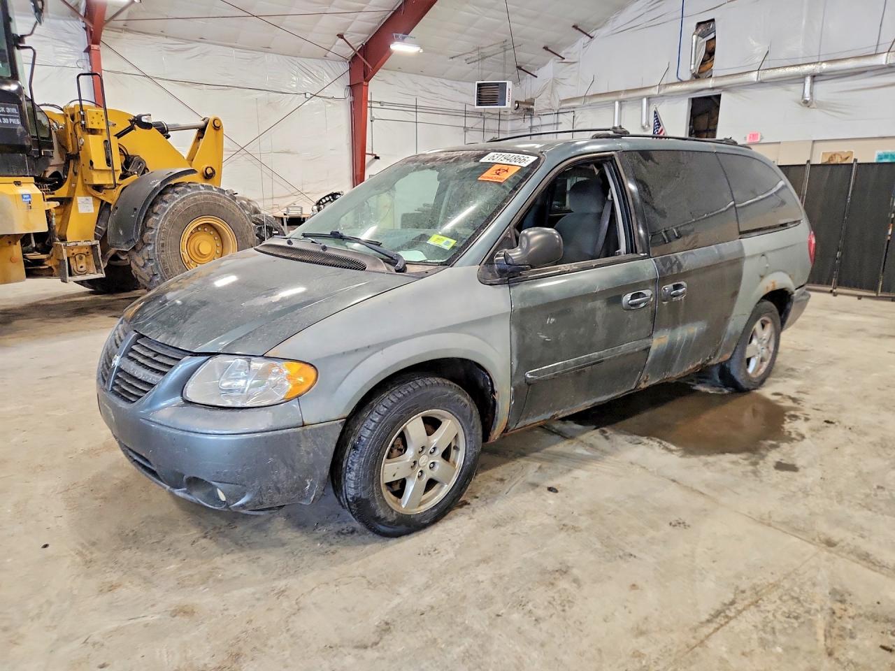 2D4GP44L85R200159 · 2005 DODGE GRAND CARAVAN