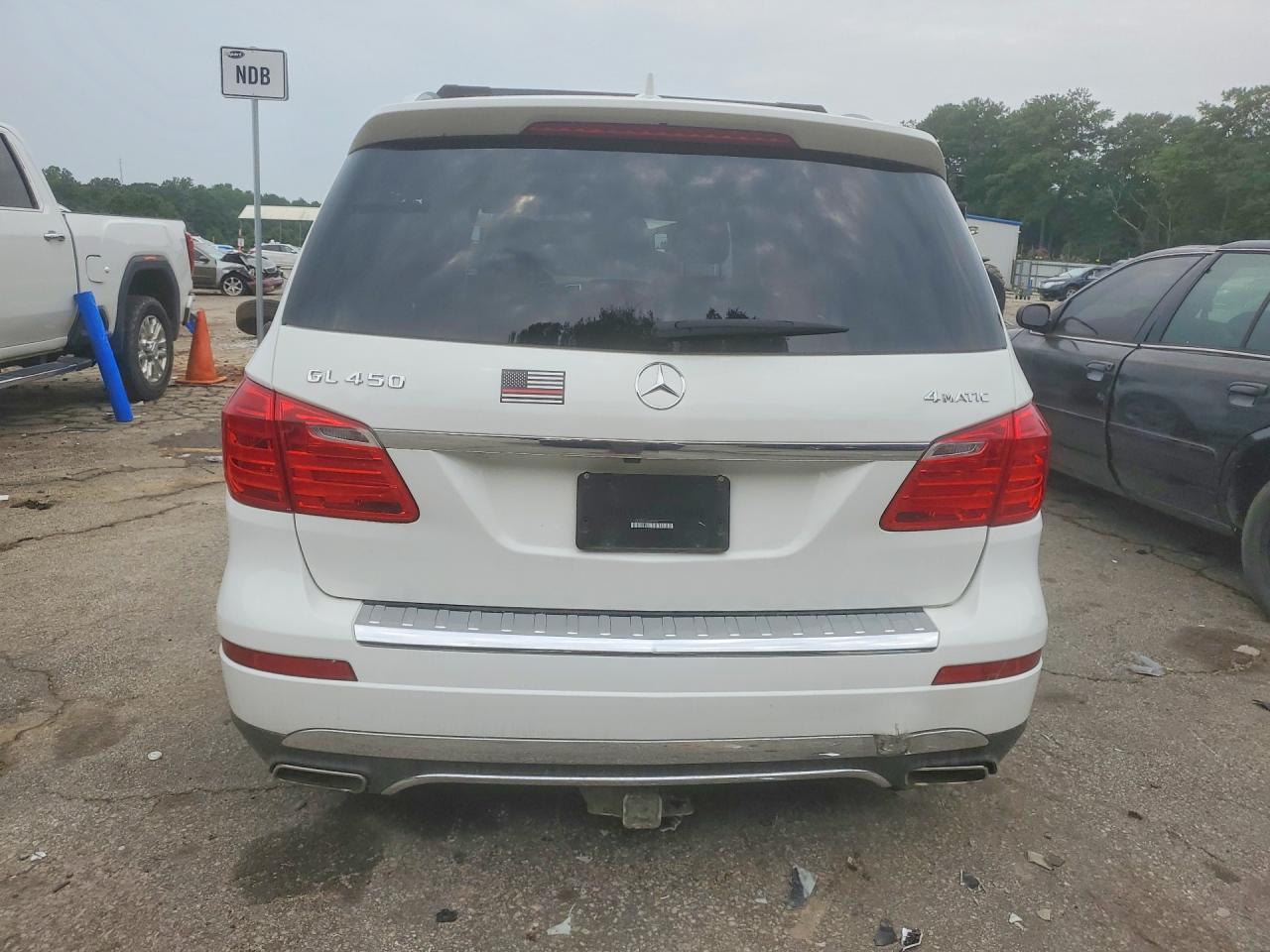 4JGDF6EE9GA685509 · 2016 MERCEDES-BENZ GL · 6/13
