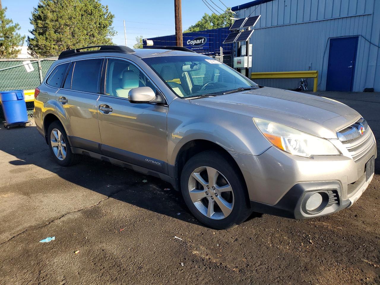 4S4BRBLC8E3267548 · 2014 SUBARU OUTBACK · 4/12