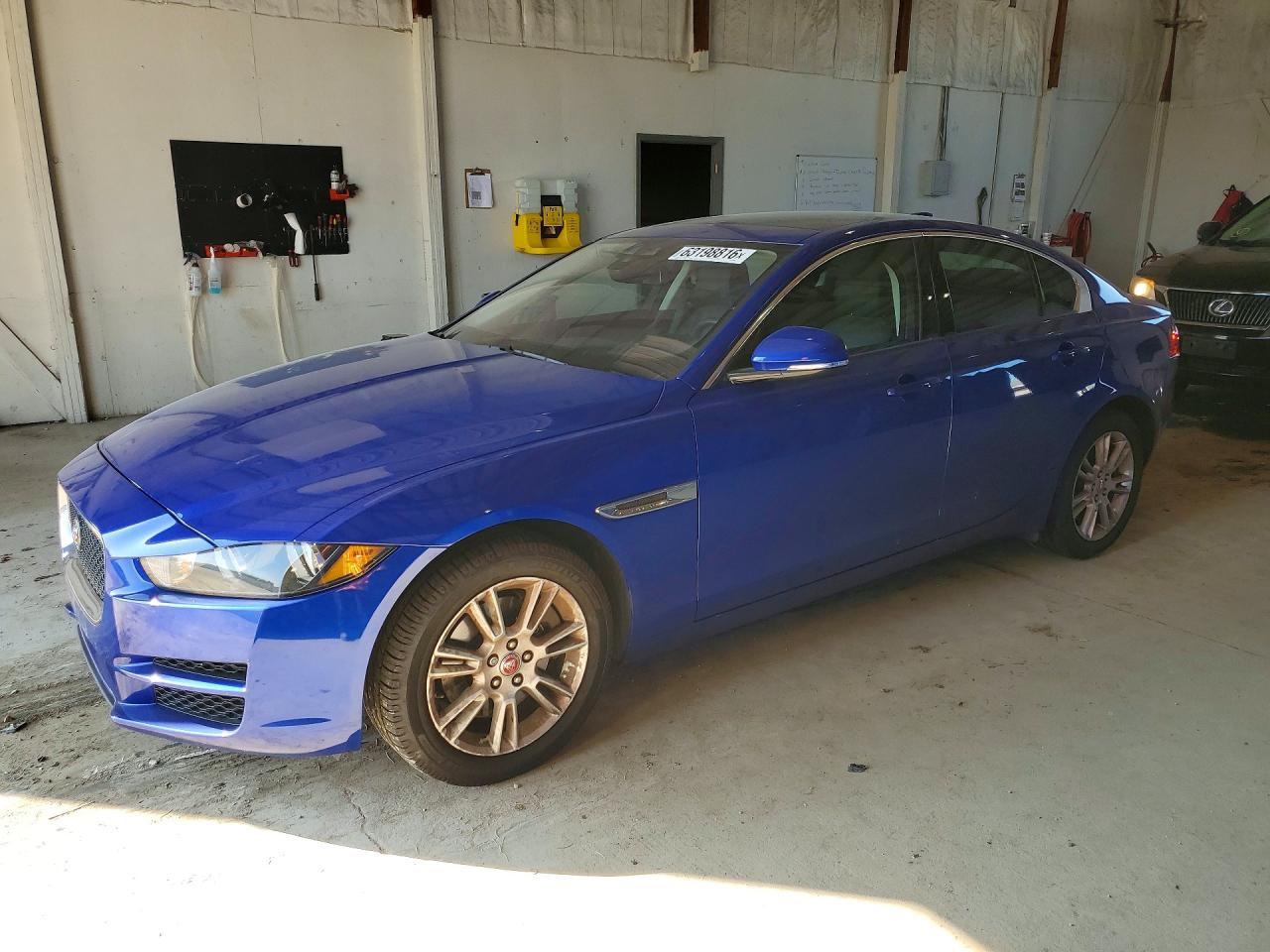 SAJAJ4BN5HA976672 · 2017 JAGUAR XE