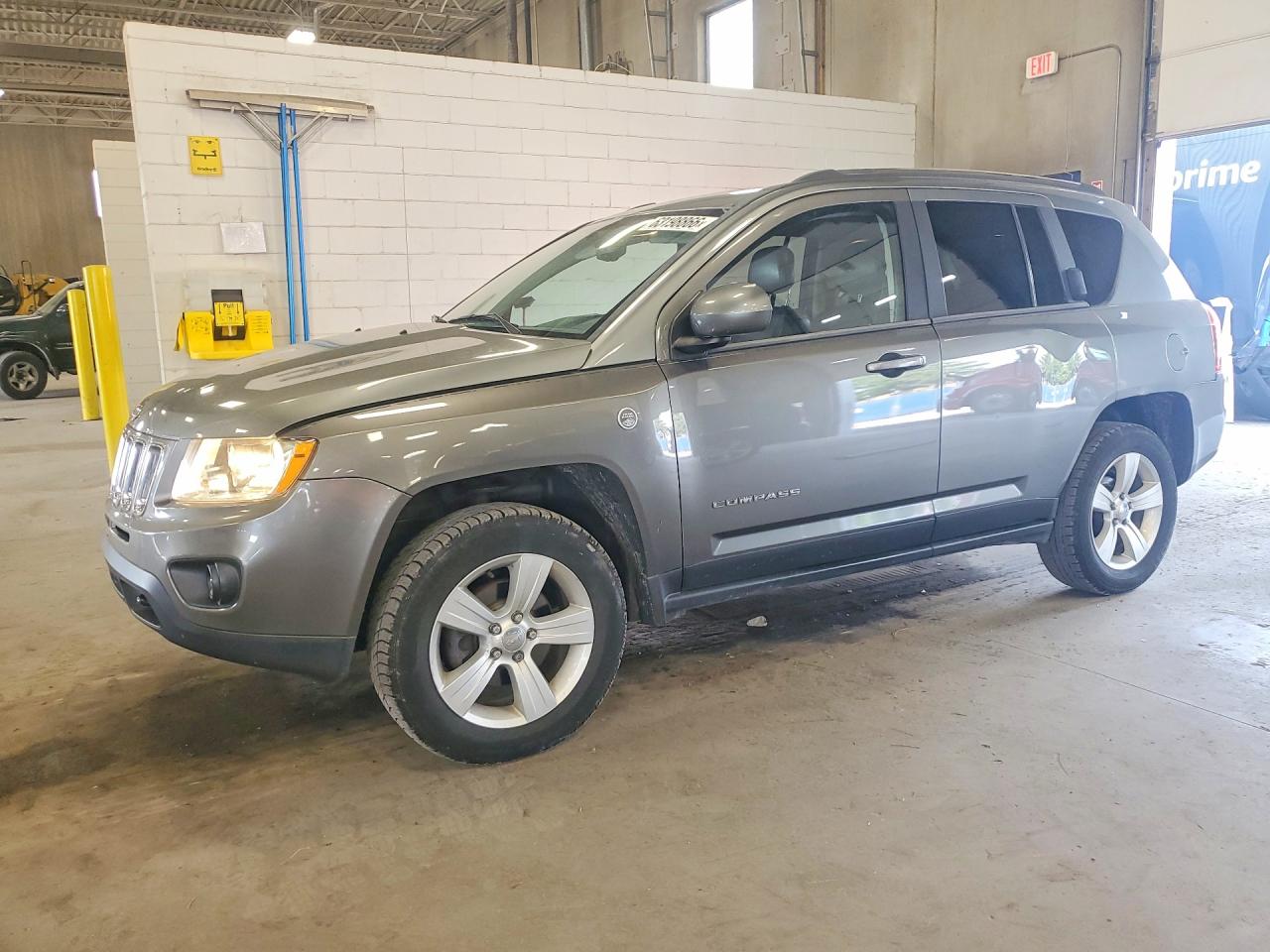 1C4NJDEB9ED575749 · 2014 JEEP COMPASS