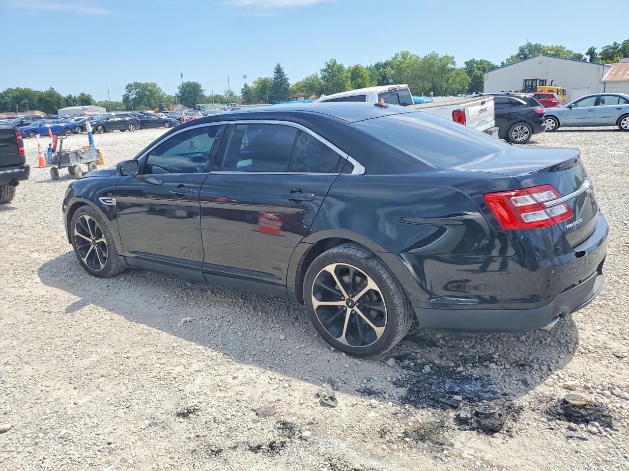 1FAHP2E84EG137214 · 2014 FORD TAURUS · 2/12