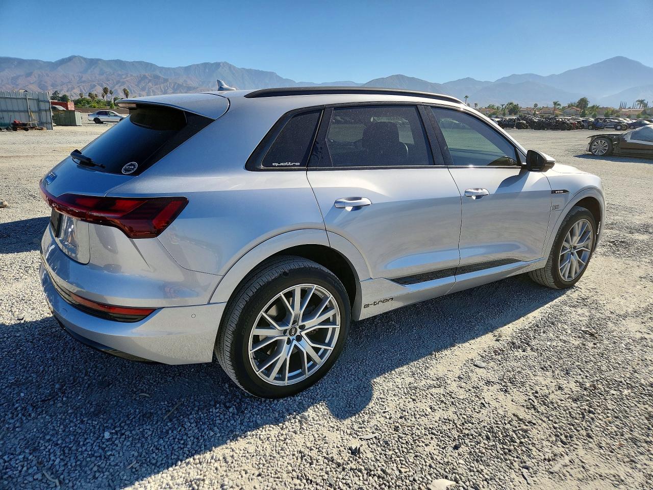 WA1VABGEXMB010720 · 2021 AUDI E-TRON · 3/13