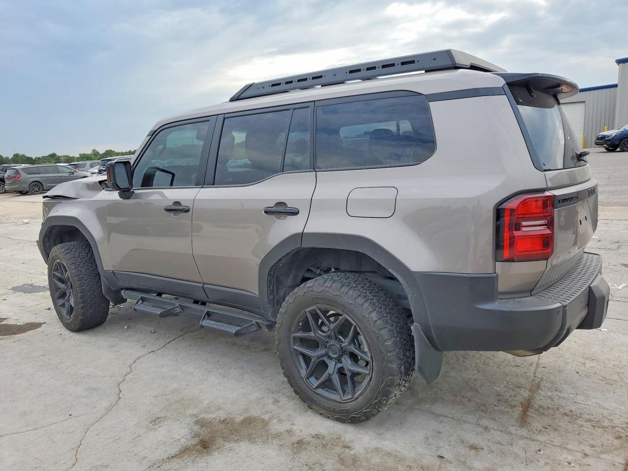 JTEABFAJXRK017815 · 2024 TOYOTA LAND CRUISER · 2/13