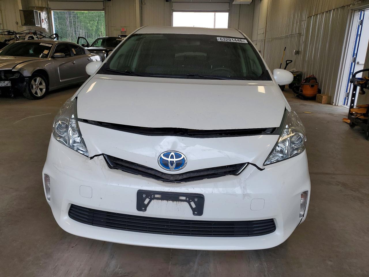 JTDZN3EUXD3269195 · 2013 TOYOTA PRIUS V · 5/12