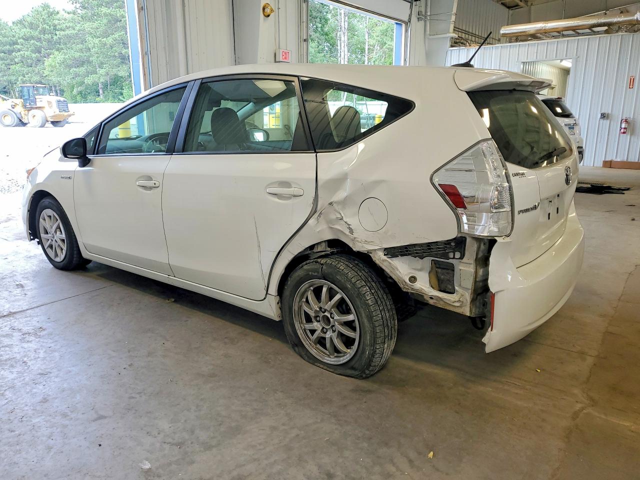 JTDZN3EUXD3269195 · 2013 TOYOTA PRIUS V · 2/12