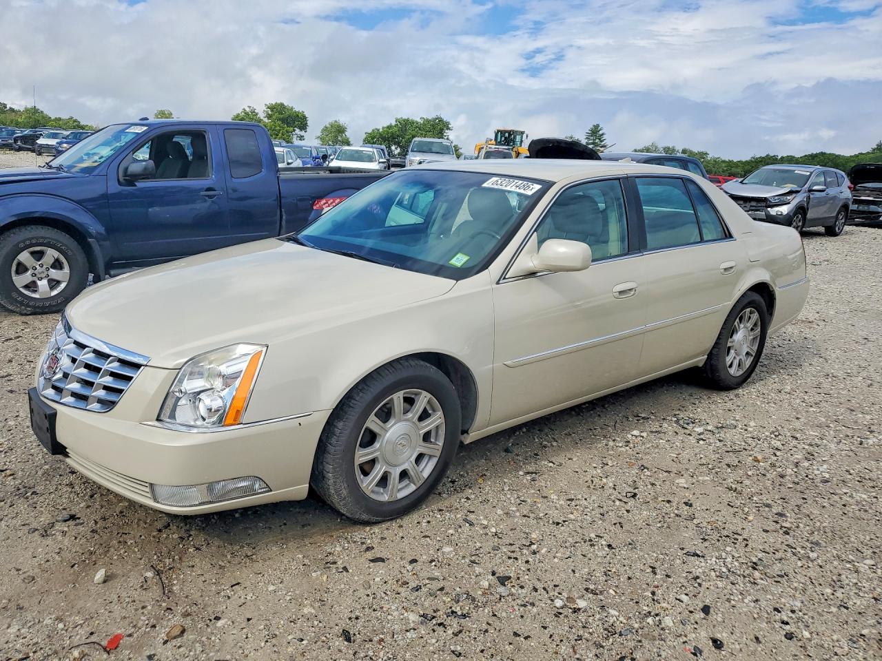 1G6KA5E62BU105167 · 2011 CADILLAC DTS