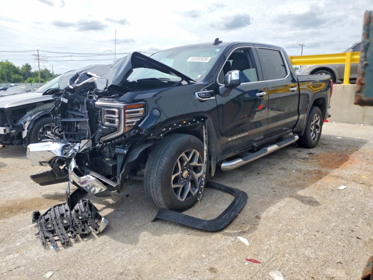 3GTUUDED5SG333995 · 2025 GMC SIERRA