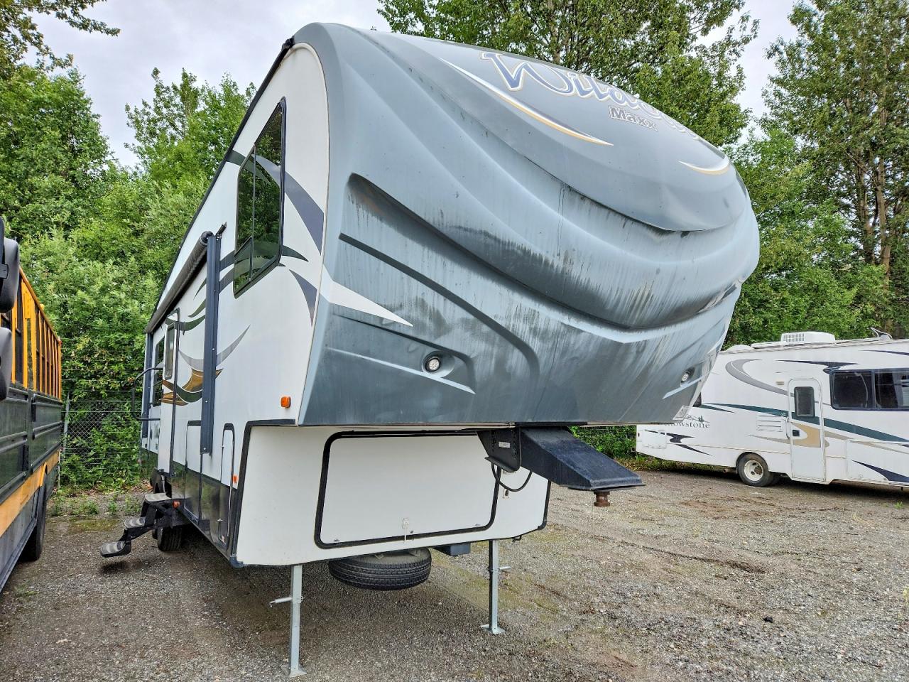 4X4FWCH24FT013741 · 2015 FOREST RIVER WILDCAT 40'