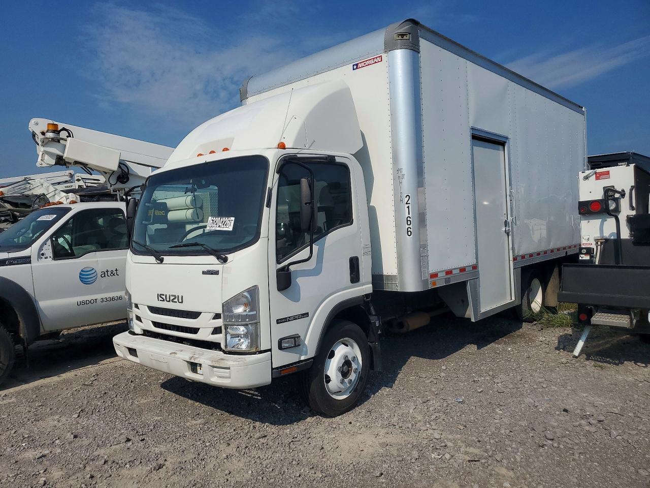 2021 ISUZU NPR HD