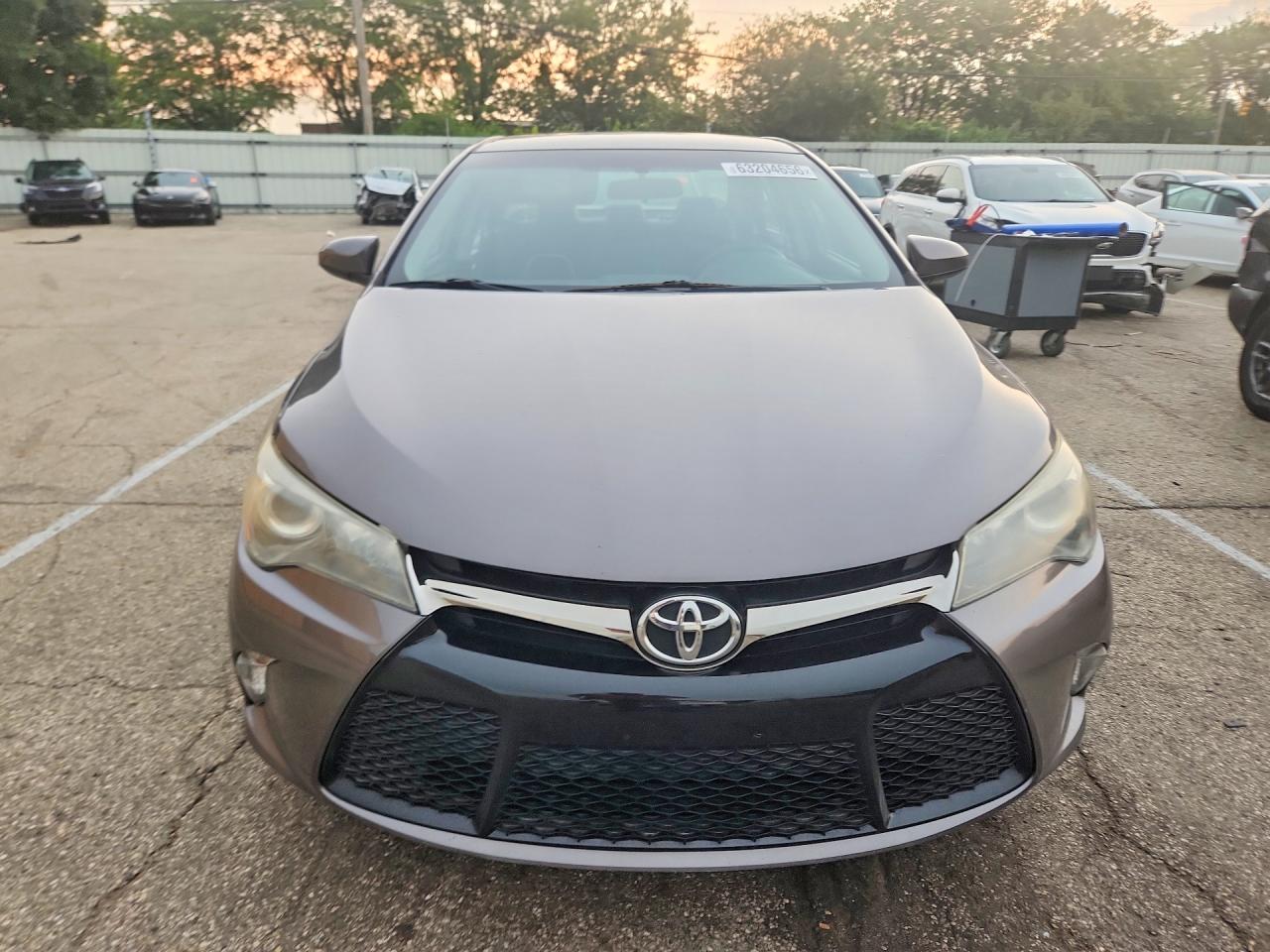4T1BF1FK2FU081604 · 2015 TOYOTA CAMRY · 5/12