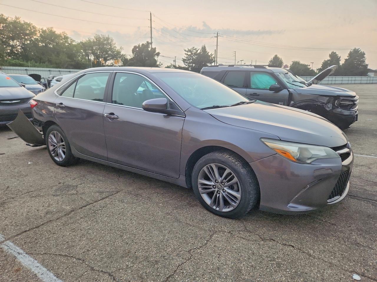 4T1BF1FK2FU081604 · 2015 TOYOTA CAMRY · 4/12