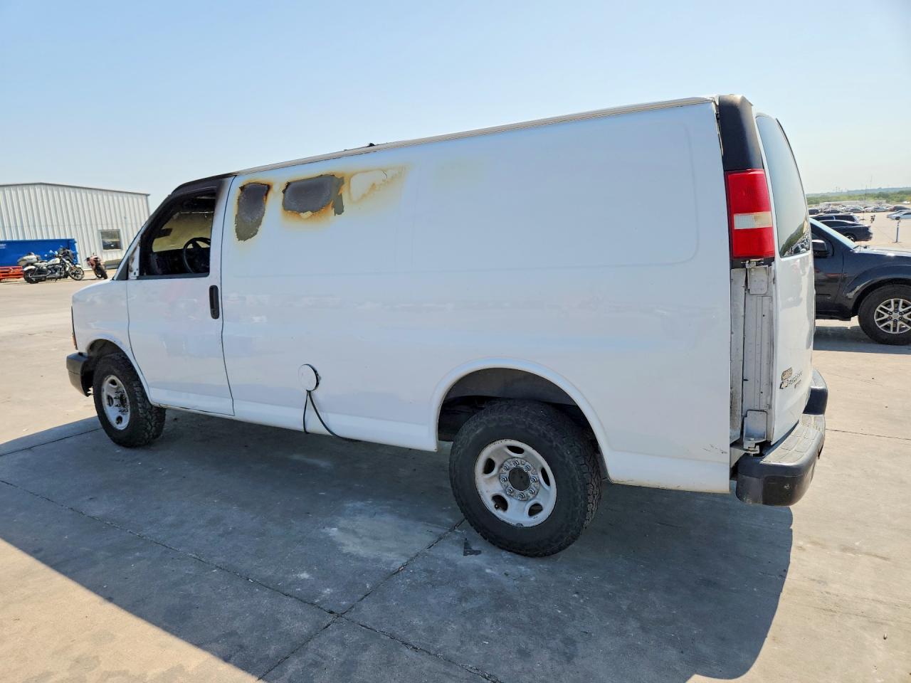 1GCWGFCAXE1102386 · 2014 CHEVROLET EXPRESS G2500 · 2/14