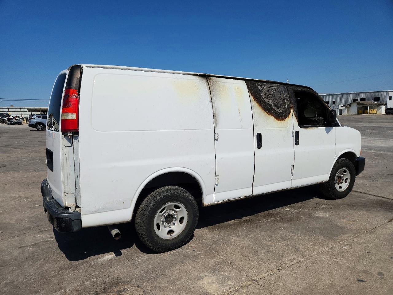 1GCWGFCAXE1102386 · 2014 CHEVROLET EXPRESS G2500 · 3/14
