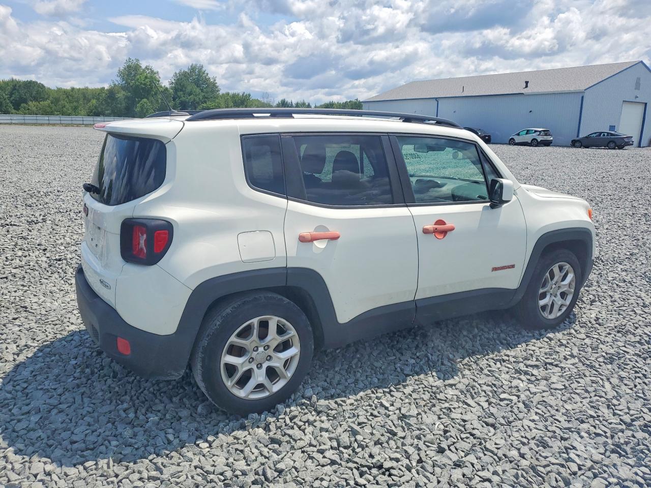 ZACCJABT5GPD88533 · 2016 JEEP RENEGADE · 3/13