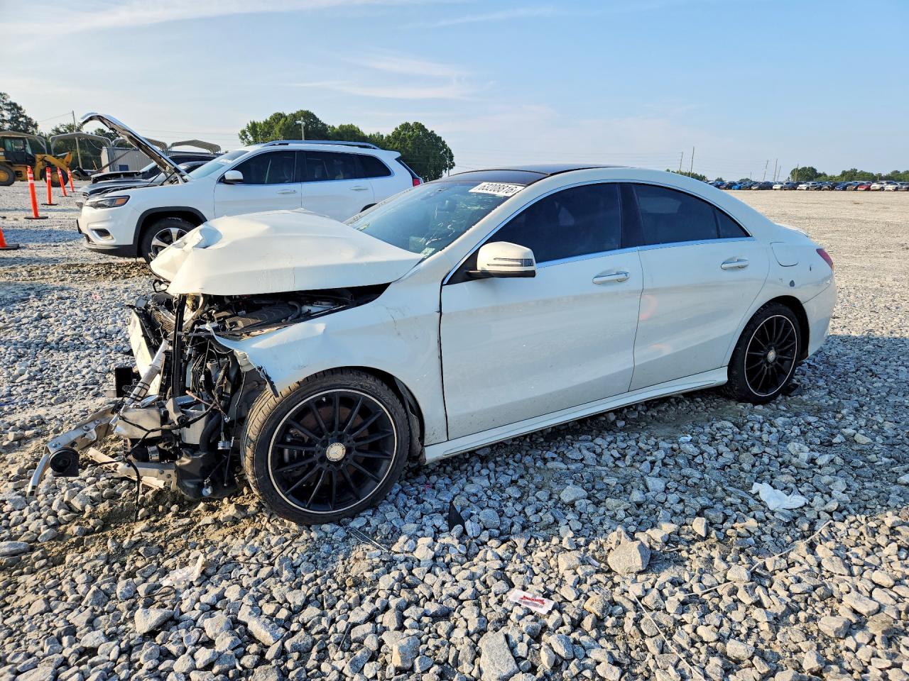 WDDSJ4EBXFN184372 · 2015 MERCEDES-BENZ CLA