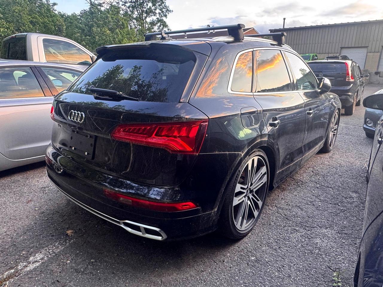 WA1A4BFY2J2020221 · 2018 AUDI SQ5 · 6/10