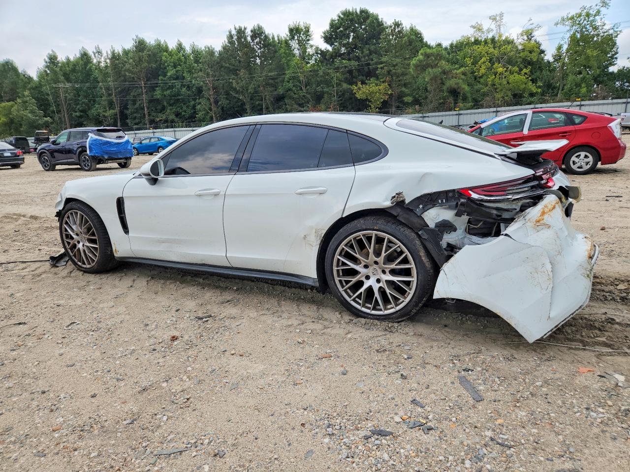 WP0AA2A73JL116687 · 2018 PORSCHE PANAMERA · 2/12