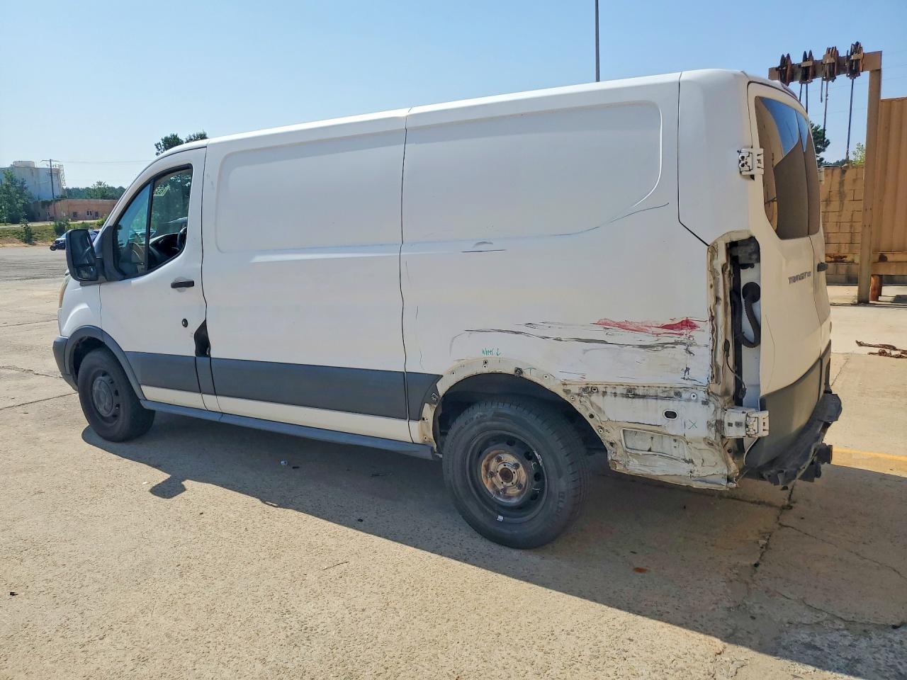 1FTNE1YM8FKB13065 · 2015 FORD TRANSIT · 2/12