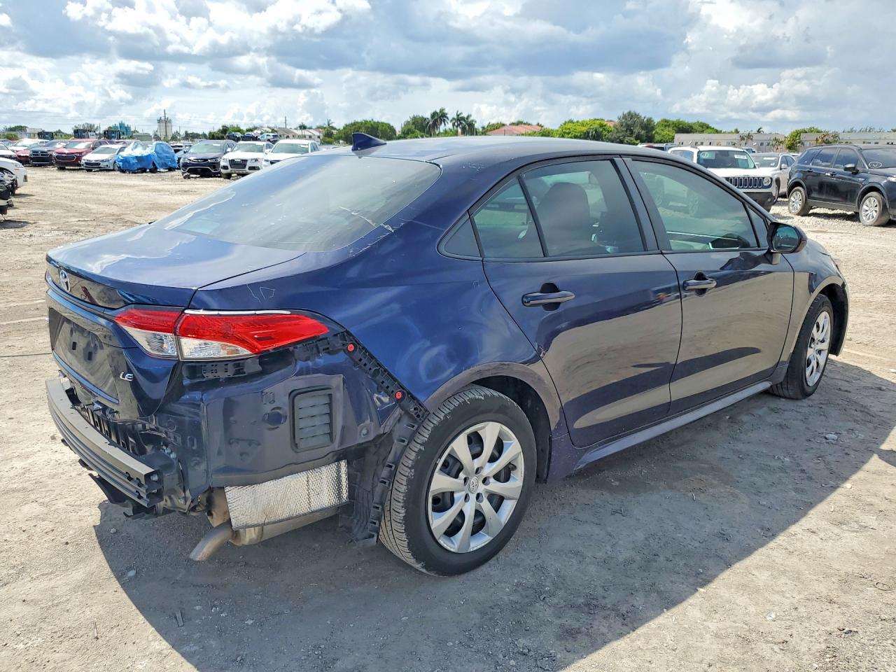 5YFEPMAE7NP307391 · 2022 TOYOTA COROLLA · 3/13