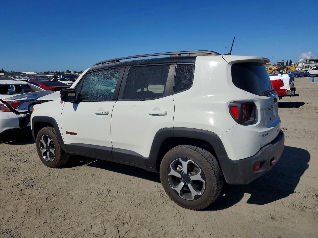ZACNJBC10LPL86515 · 2020 JEEP RENEGADE · 2/13
