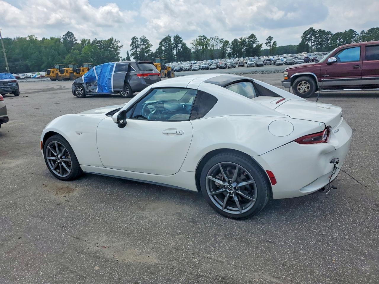 JM1NDAM73L0411789 · 2020 MAZDA MX-5 MIATA · 2/12