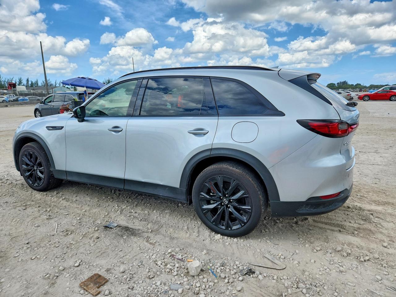 JM3KKCHD4S1229202 · 2025 MAZDA CX-90 · 2/13