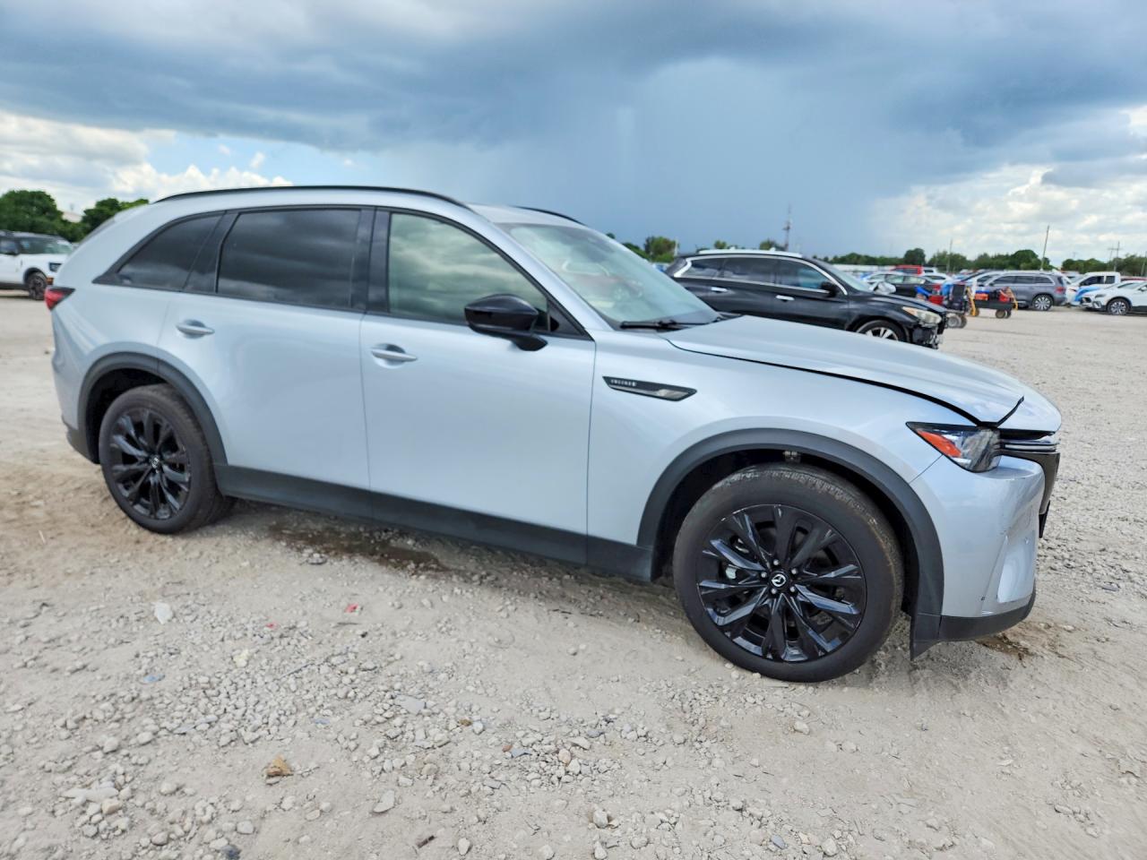 JM3KKCHD4S1229202 · 2025 MAZDA CX-90 · 4/13