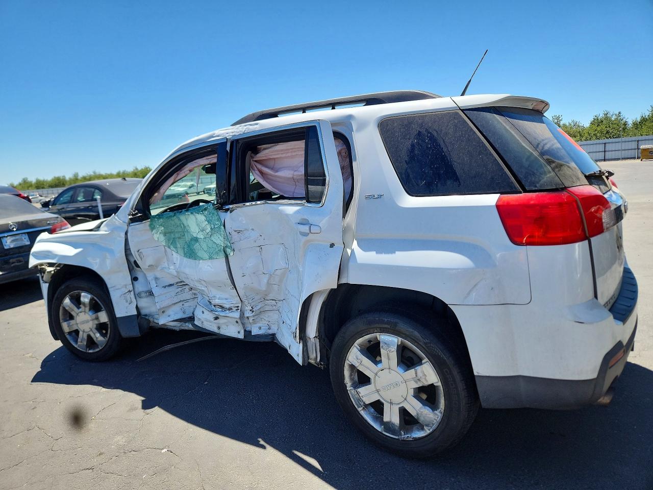 2GKFLUE32D6122811 · 2013 GMC TERRAIN · 2/13