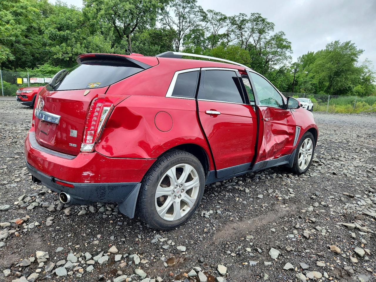 3GYFNDE39GS568329 · 2016 CADILLAC SRX · 3/13