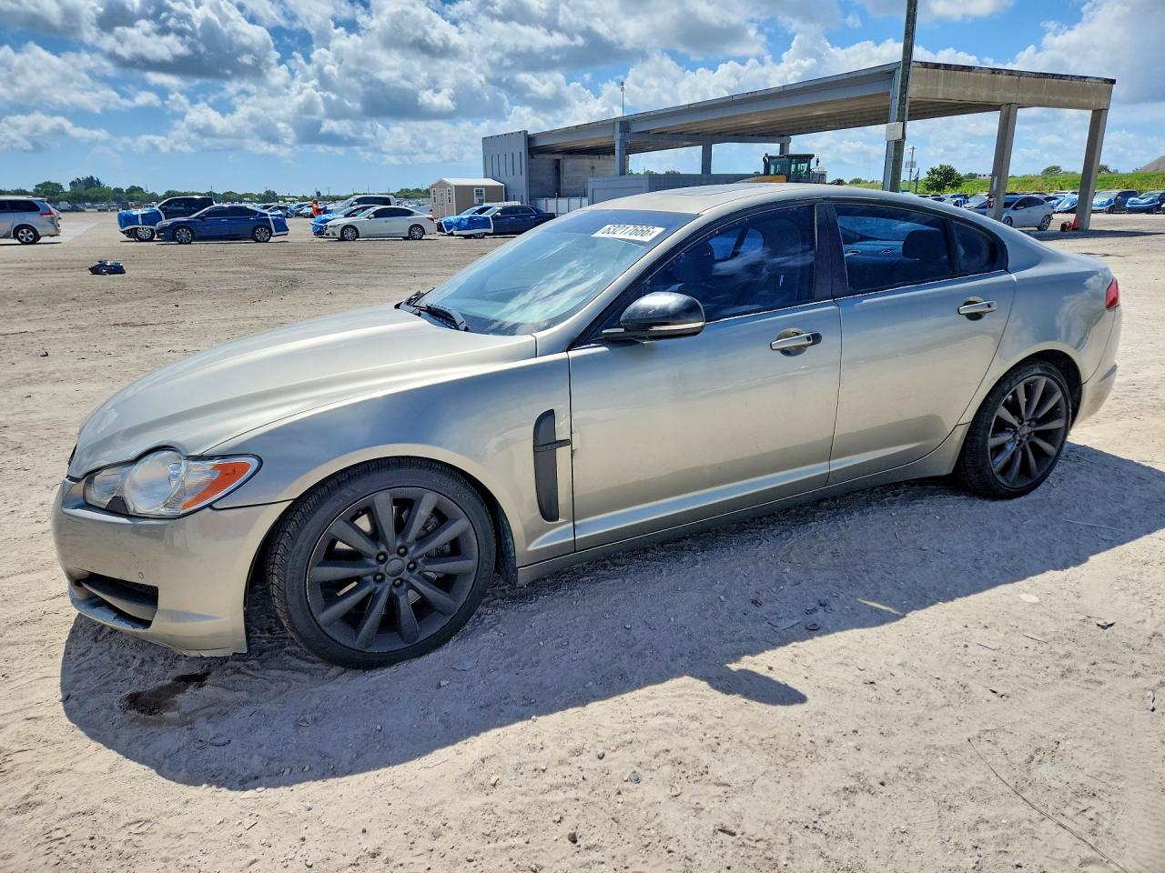 2011 JAGUAR XF